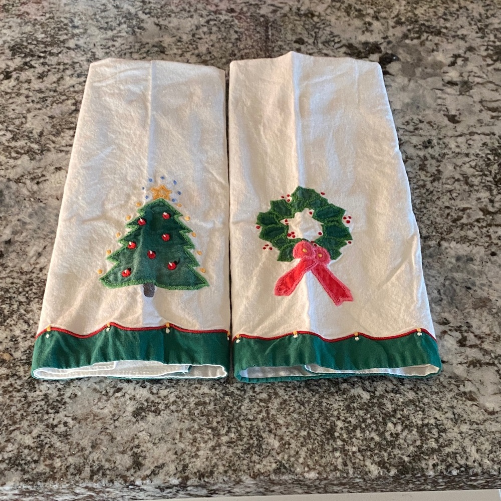 Festive Christmas Kitchen Towels - Green and White